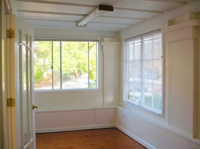 Photo - 2428M Unidad 1M