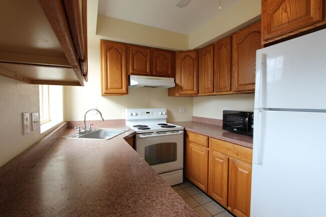 Photo - St. James Unidad 526