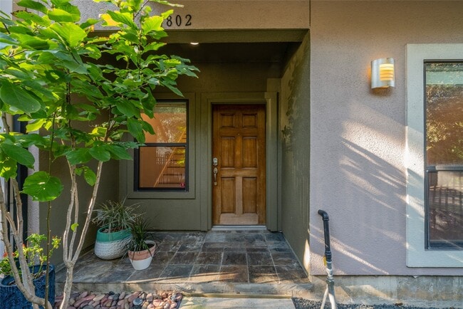 Photo - 1802 Rosalie St