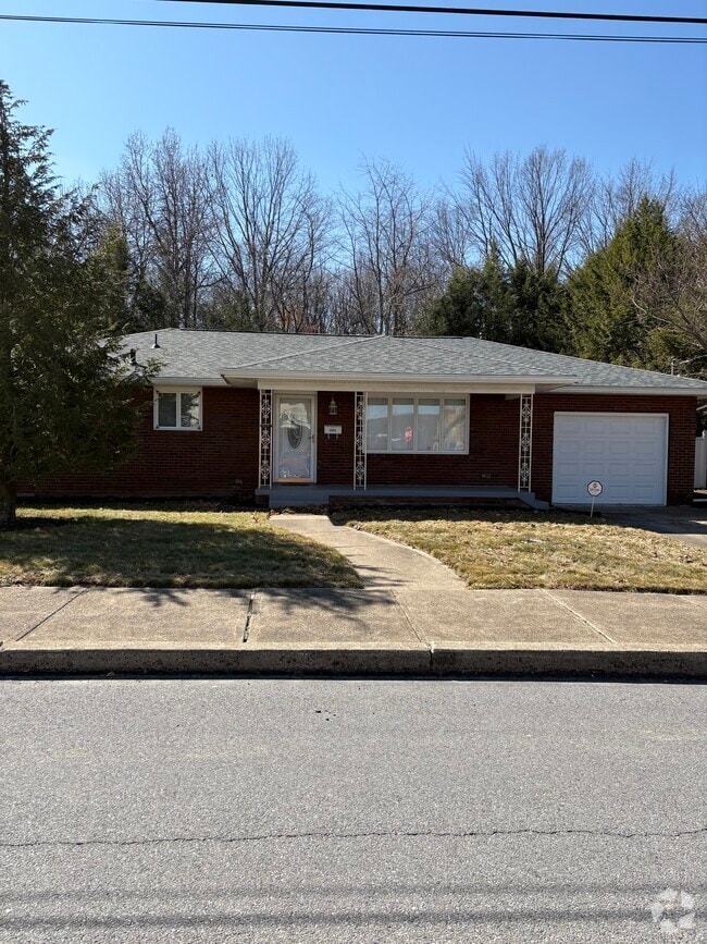 Building Photo - 1837 Clearview St Rental