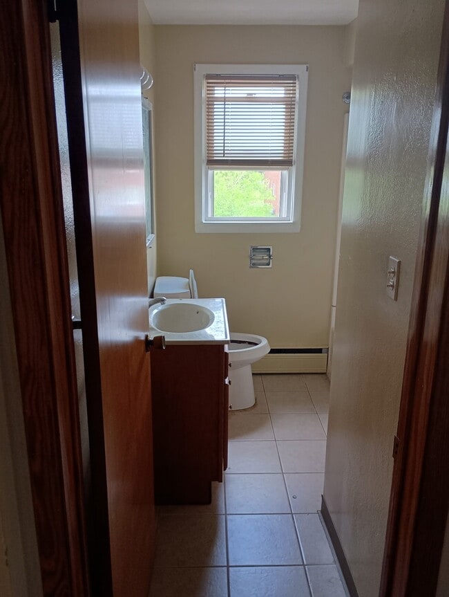 Photo - 3447 James Ave Unit 4