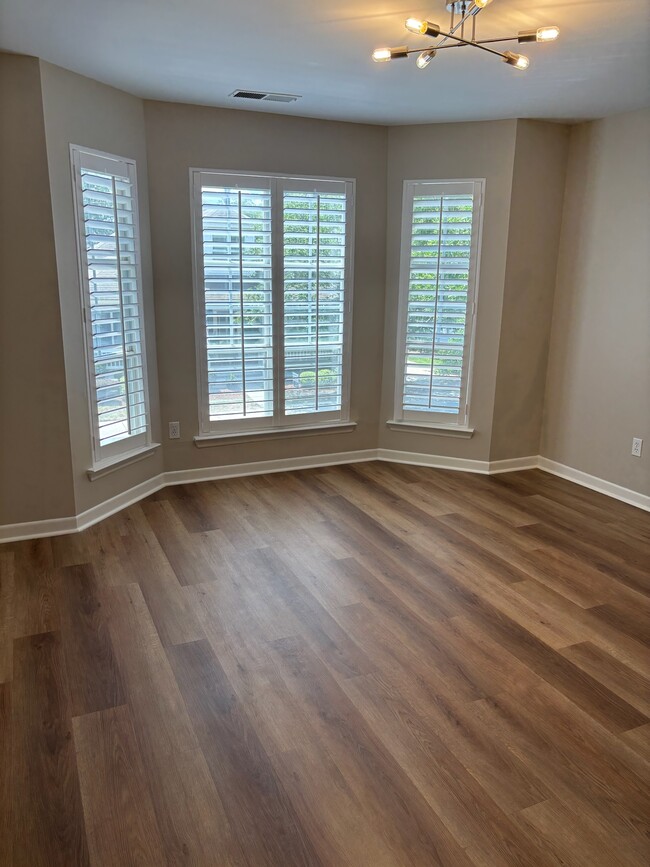 Photo - 623 Olmsted Park Pl Unit D