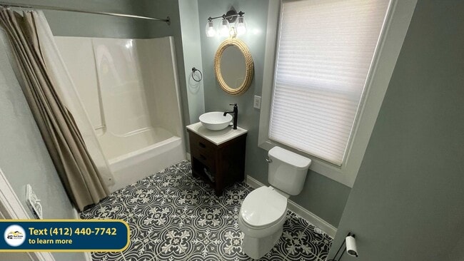 Photo - 615 Tripoli St