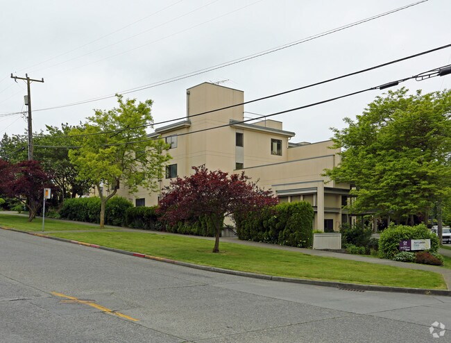 Photo - Fort Lawton Place Apartments