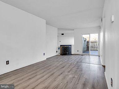 Building Photo - 7909 HUGH MULLEN Dr