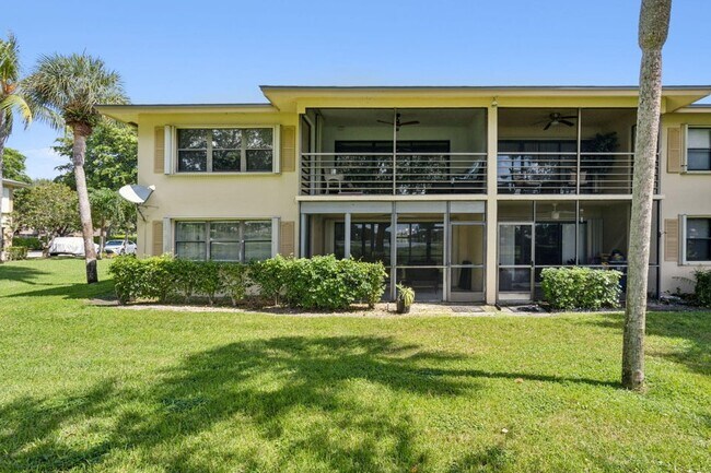 Photo - 2900 SW 22nd Cir Unidad 221F