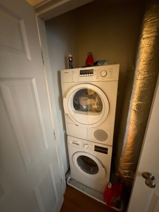 Photo - 1029 Tremont St Unit 2