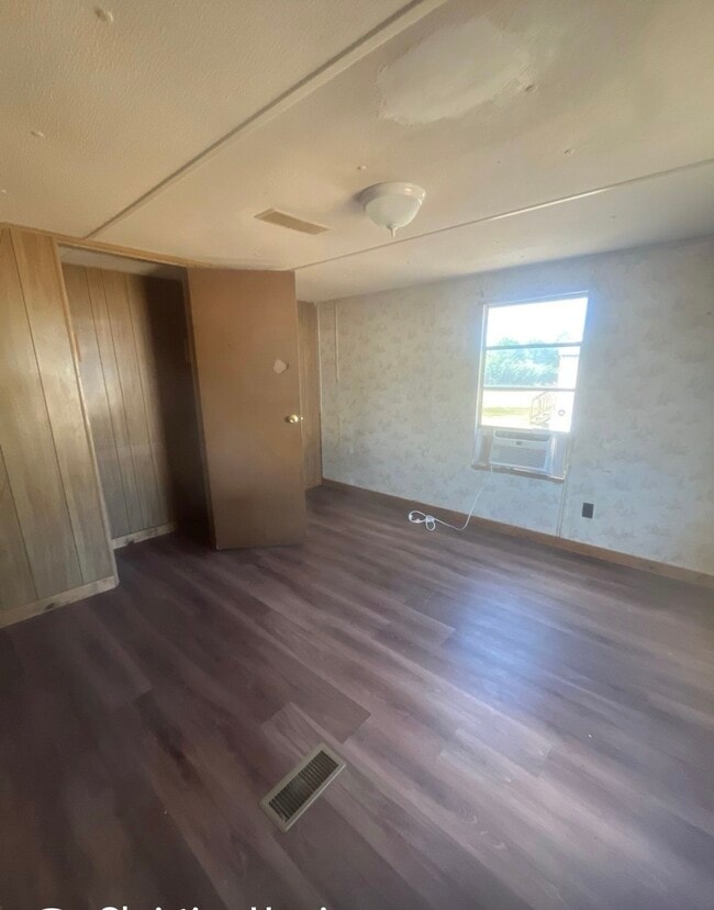 Photo - 152 Aiken Rd