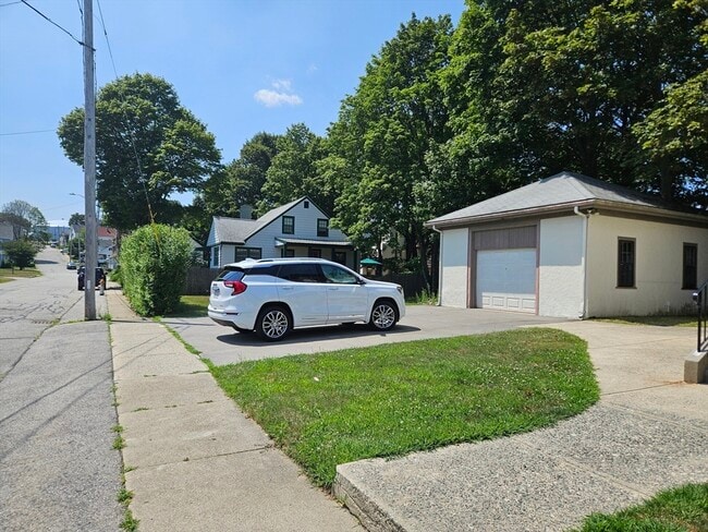 Photo - 42 Sumner St Unit 1