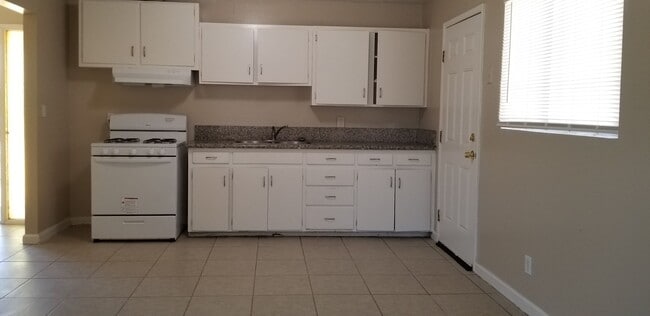 Photo - Buckley Unit 307 Buckley Ave