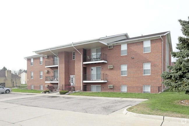 Photo - Chesterfield Manor