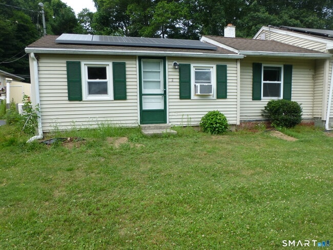 Building Photo - 2 Nelson Dr Unit 2
