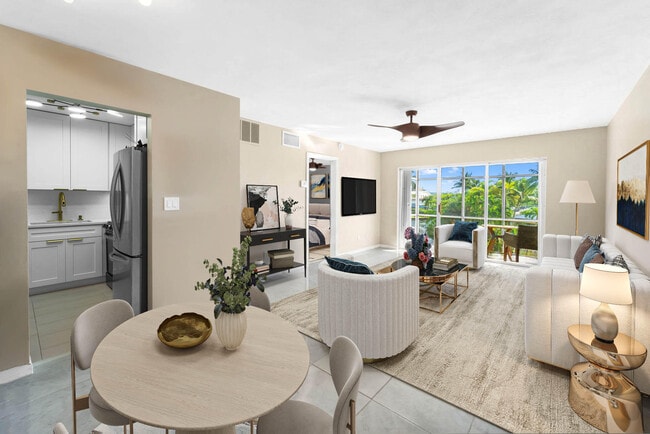 Building Photo - 3000 NE 16th Ave Unit 312