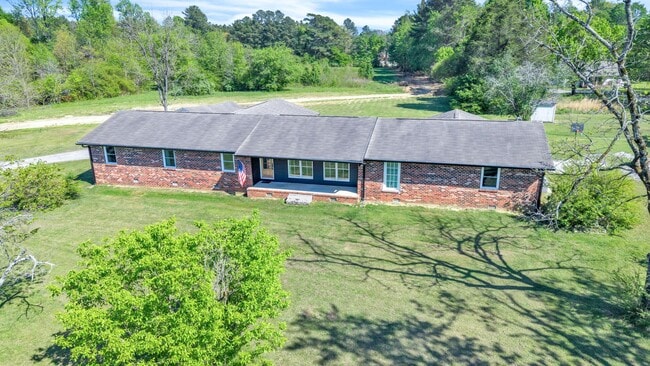 Photo - 3025 Trewhitt Rd SE