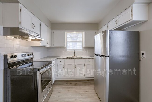 Photo - 1109 E Sea Ave