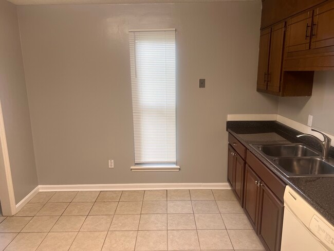 Photo - 1405A Stratton Place Dr