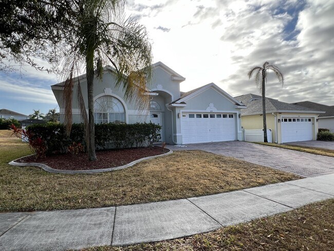 Photo - 874 Birkdale St