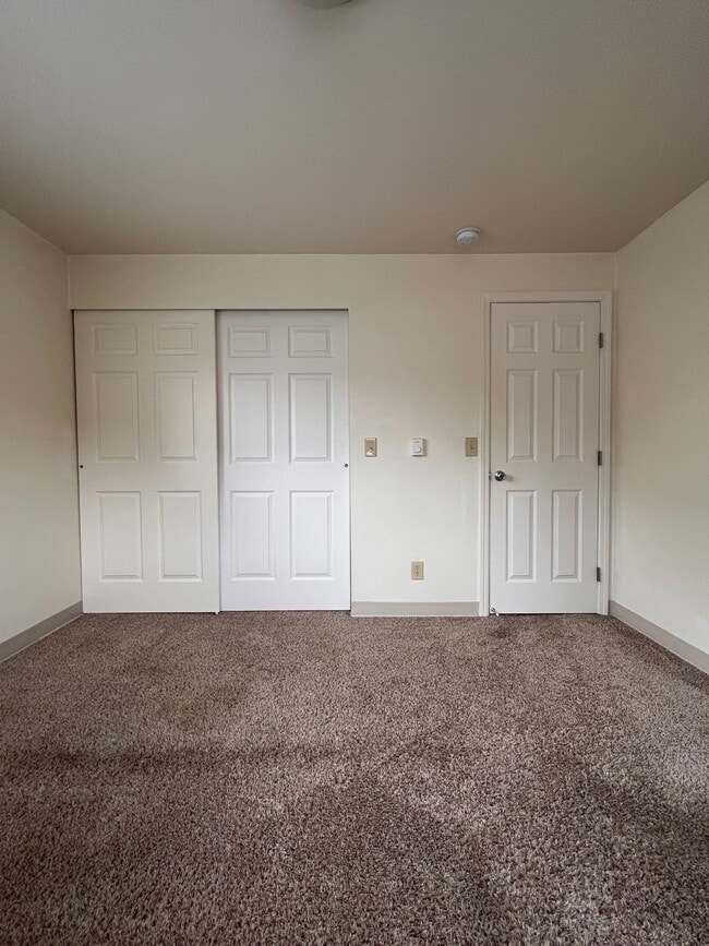 Photo - Lake City Apartments