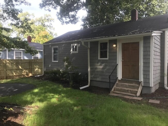 Photo - 3816 The Plaza