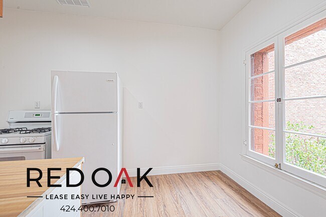 Photo - 5757 Franklin Ave Unit 311