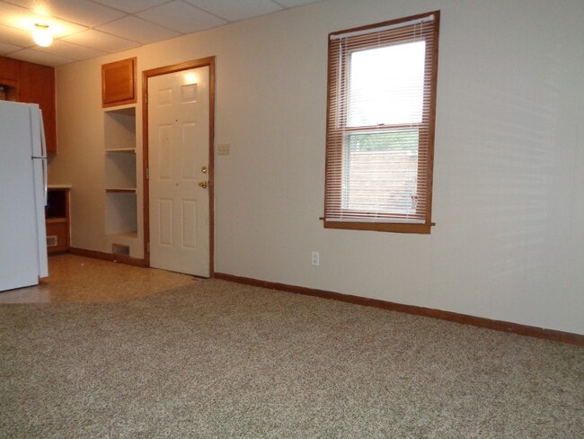 Photo - 1640 N Holyoke St Unidad 1640 N. Holyoke