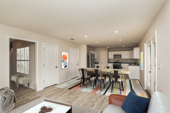 Photo - 6222 Travelers Rest Ct