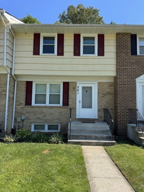Building Photo - 241 Cedarmere Cir Rental