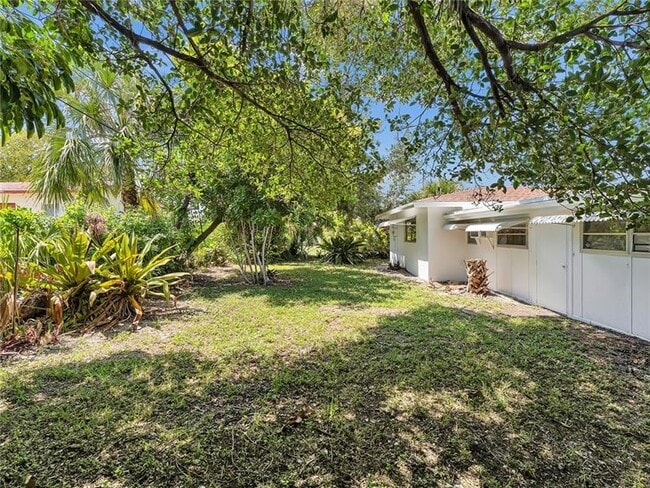 Photo - 4910 NE 18th Ave Unit 1