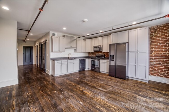 Photo - 178 N Broad St Apartment Unit 204