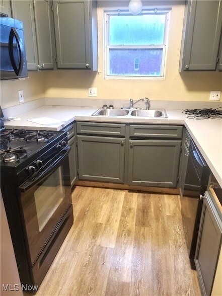 Photo - 9923 Bessemer Ave