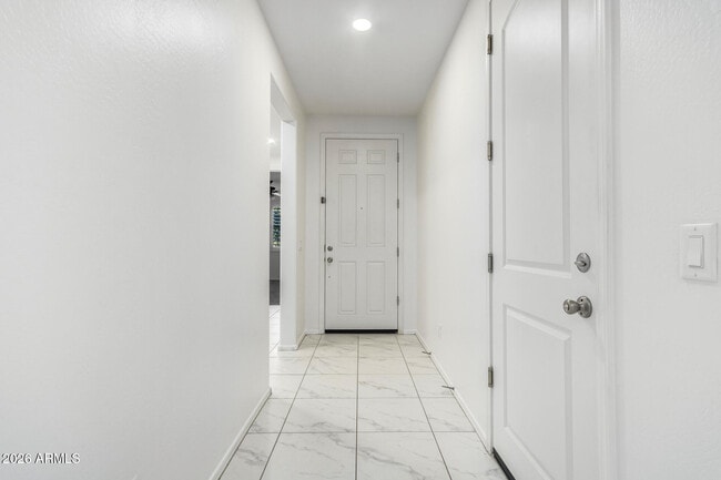 Photo - 665 E Rojo Way