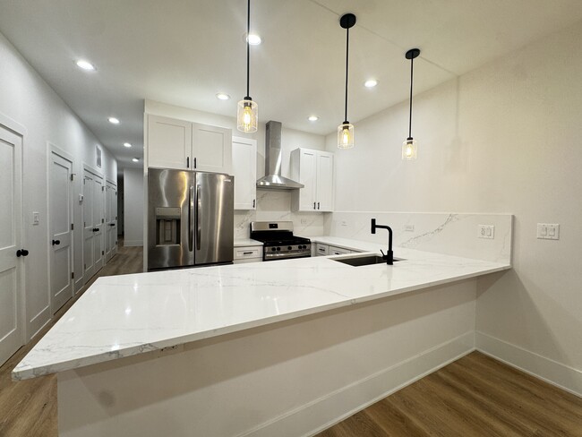 Photo - 2425 W Cortez St Unit G