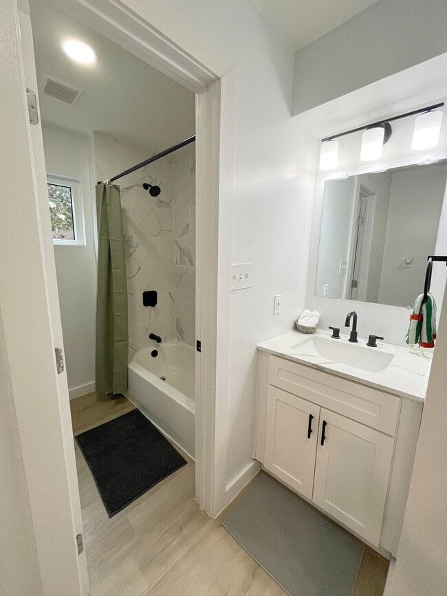 Photo - 6810 Lexington Rd Unidad SI ID1497888P