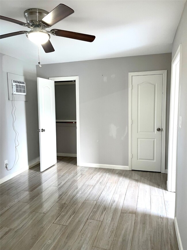 Photo - 245 Tallant St