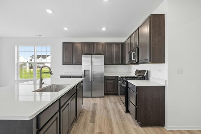Photo - 1325 Fawnlily Cir