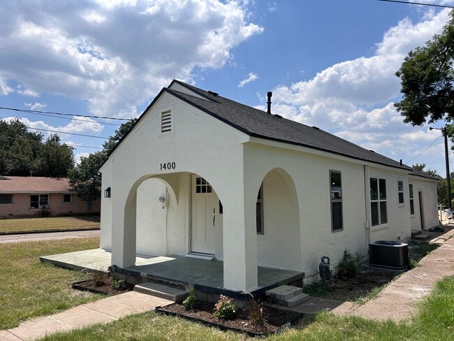 Photo - 1400 N 6th St