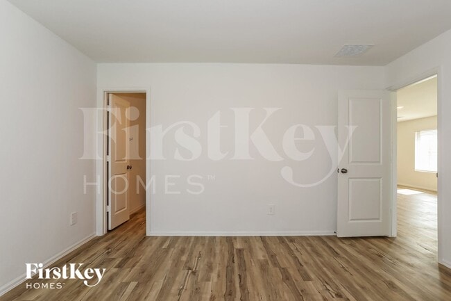 399 Jewett Meadow Dr