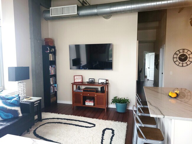 Photo - 511 N Broad St Unit 901