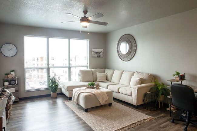 1 Bed Suite - The Emory - Altoona