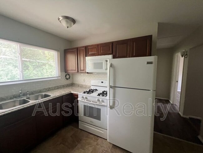 Photo - 8630 Burton Ave Unit Apt A
