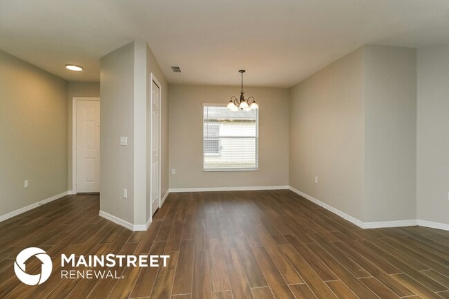Photo - 2441 S Marshall Ave