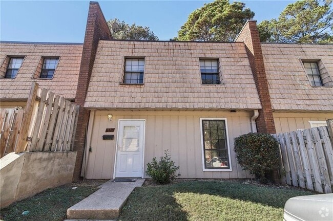Building Photo - 6429 Woodstone Way Rental
