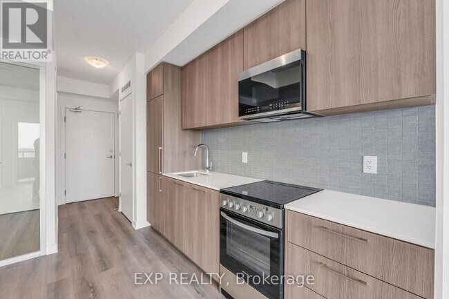 Photo - 7437 Kingston Rd Unit 908B