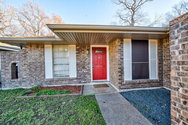 Photo - 6331 Oaknut Dr