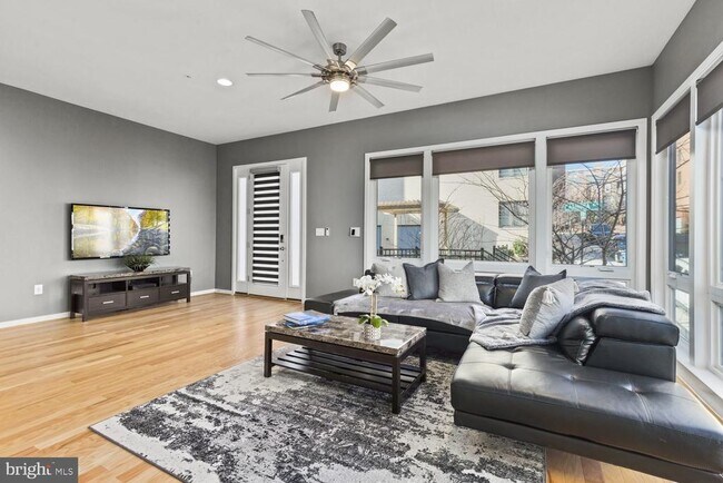 Photo - 120 Cambria Walk