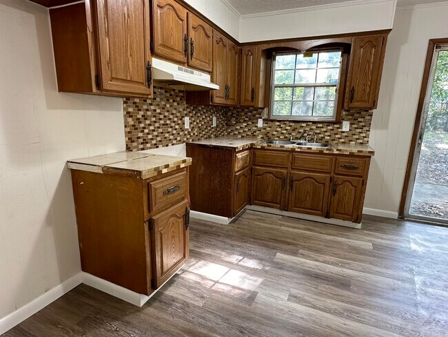 Photo - 9615 Comstock Rd