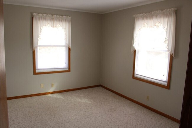 801 E Franklin St Unit 4