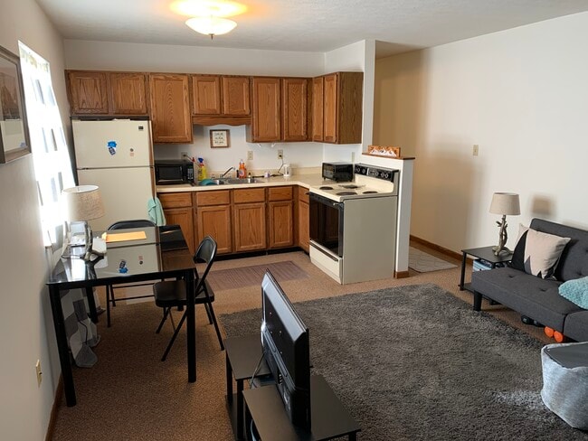Photo - 65 Main St Apartments Unit A