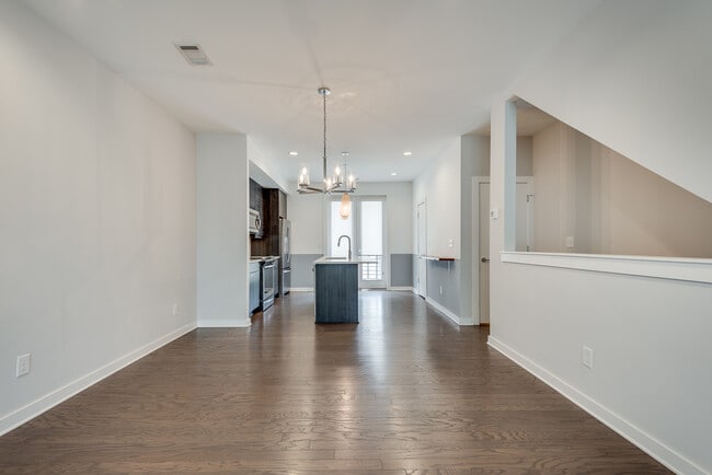 Photo - 415 Gartrell St SE