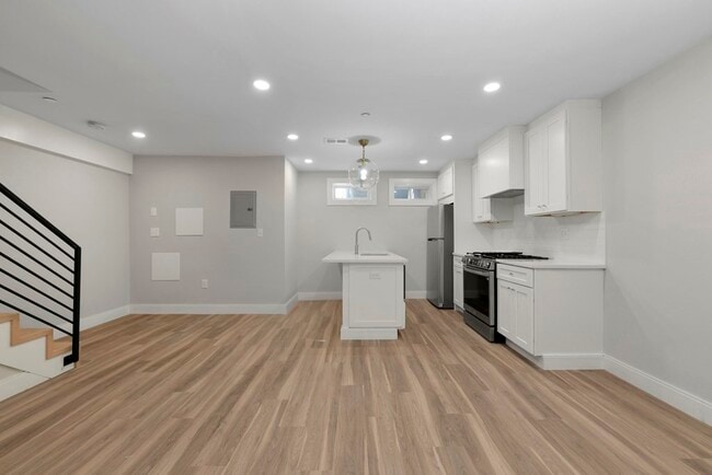 Photo - 160 Webster St Unidad 1